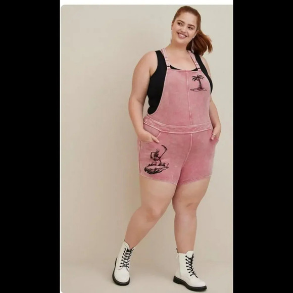 Torrid LoveSick French Terry Surf Mauve Wash Shortfall - Picture 1 of 9